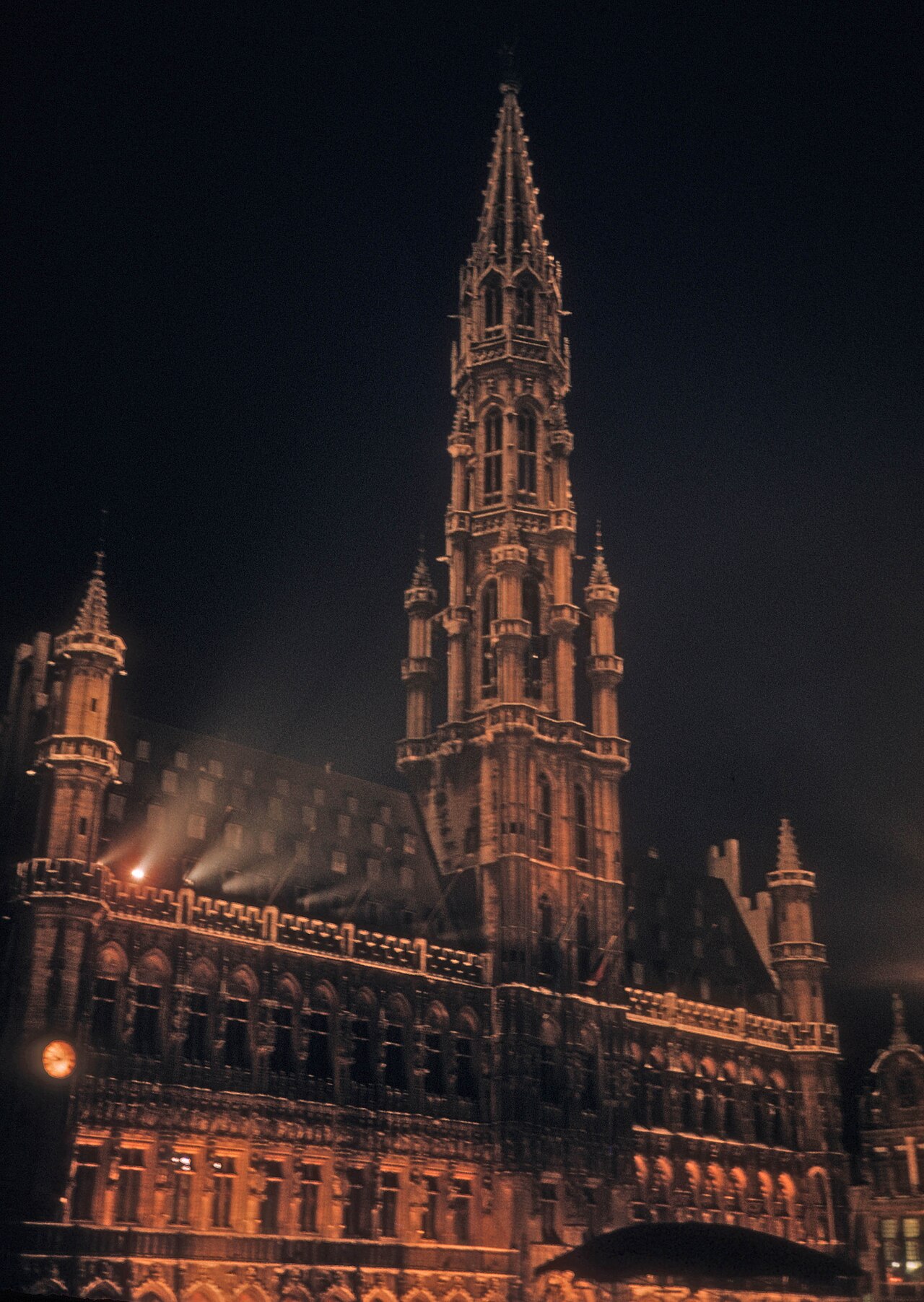 Grand Place Brussels visual 2