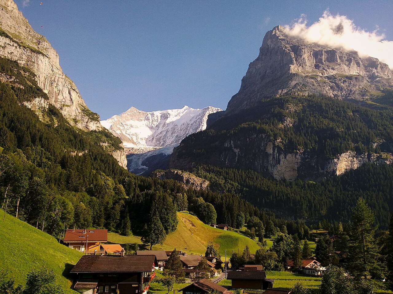 Grindelwald village and dramatic alpine peaks