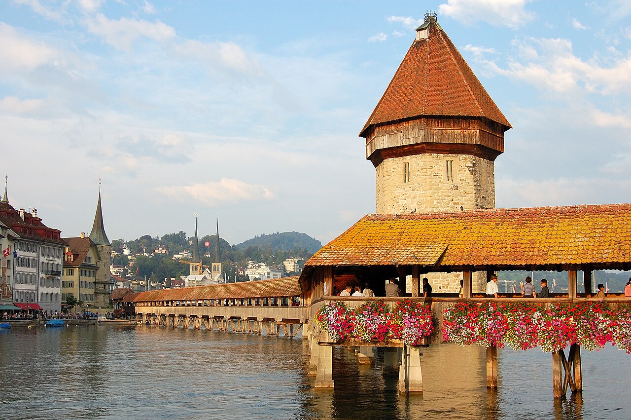 Lucerne Chapel Bridge visual 3